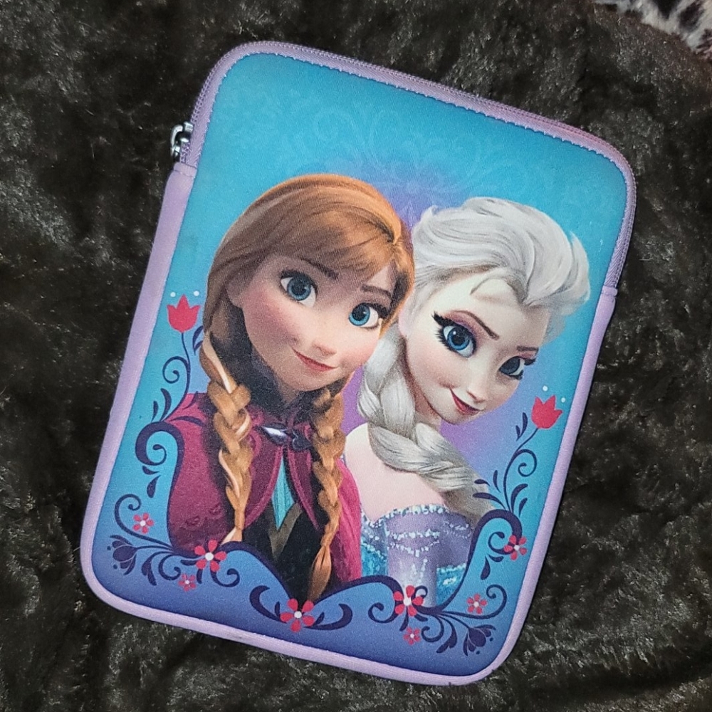 Frozen tablet Case - Picture 2 of 4
